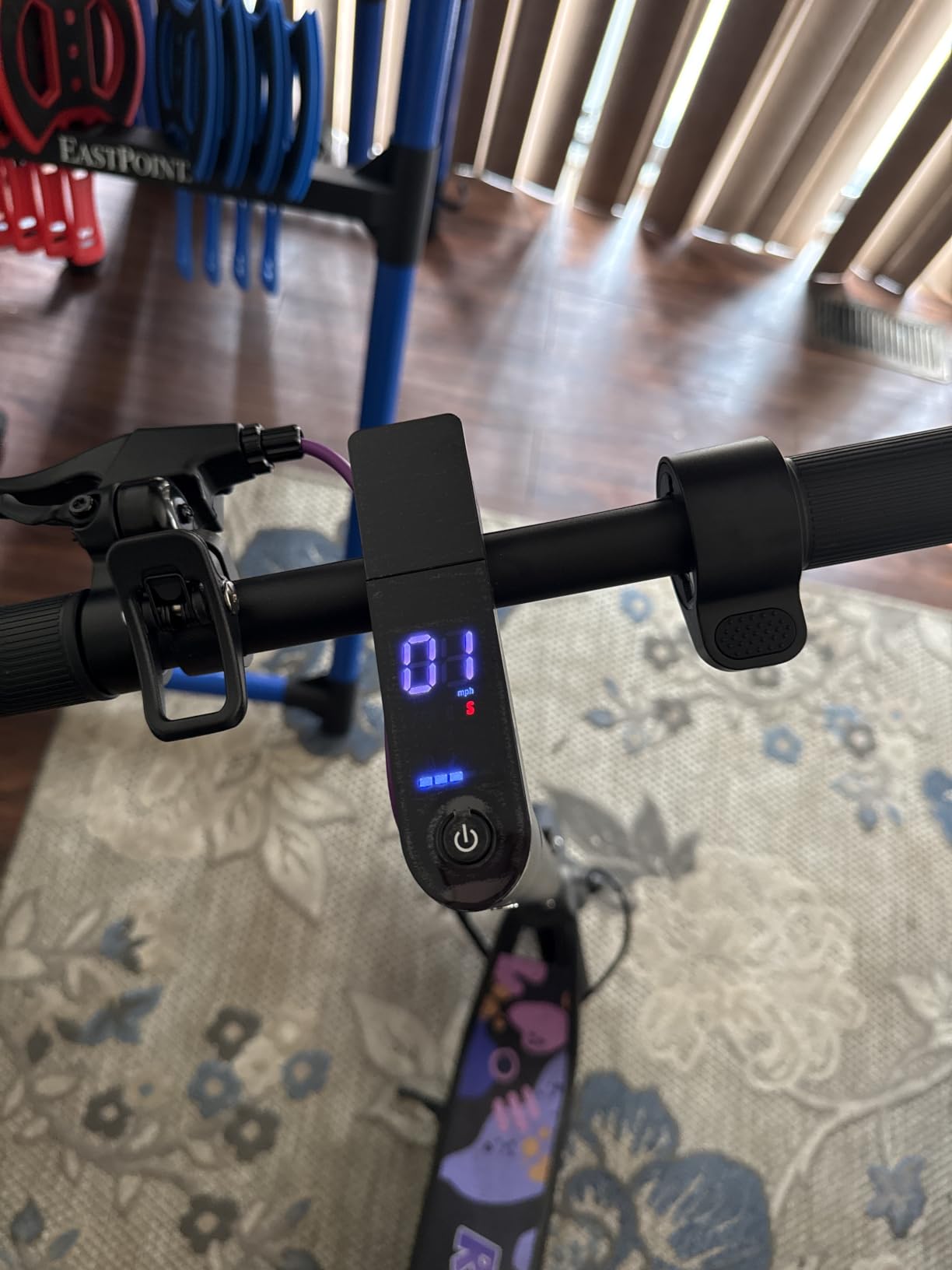 Electric Scooter, 350W-500W Motor, 9 MPH to 22MPH, 10-41 Miles Range, Dual Suspension, Dual Braking, App Control, Foldable Commuter E Scooter for Adults and Teens customer photo 1