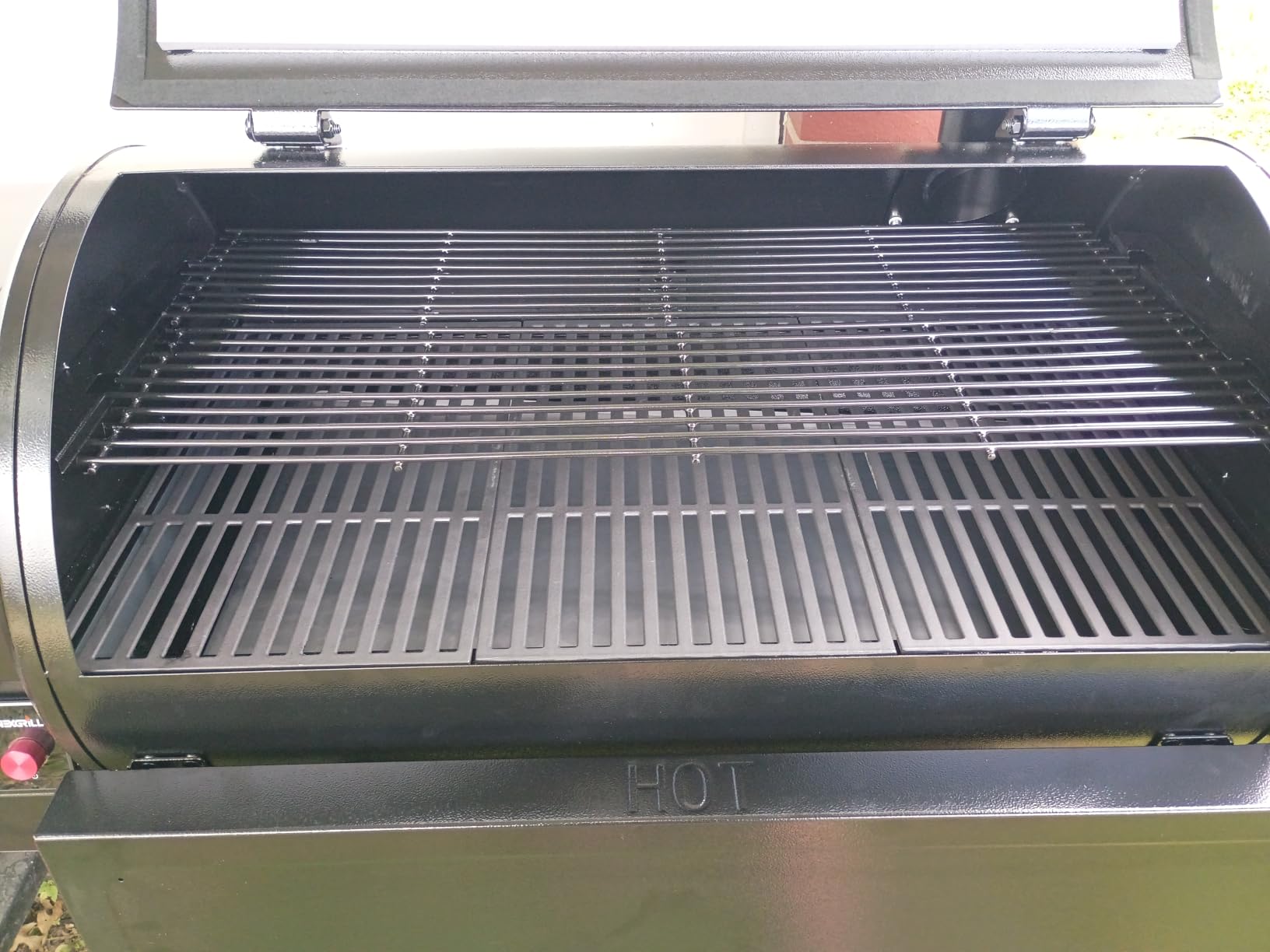 Oakford Pro Pellet Gril with 824 SQ In Cooking Area, I-Site View Indicator customer photo 2