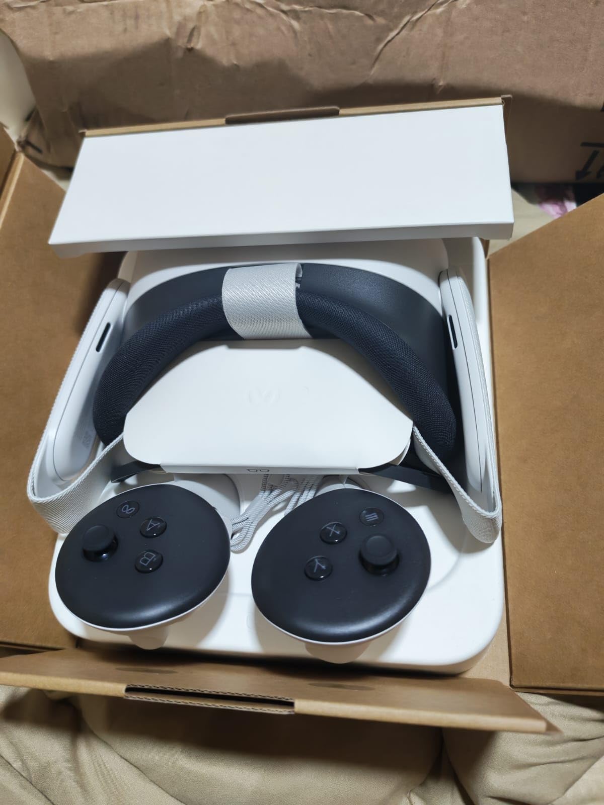 Meta Quest 3S 256GB | Virtual Reality — VR Headset — Gorilla Tag Bundle customer photo 1