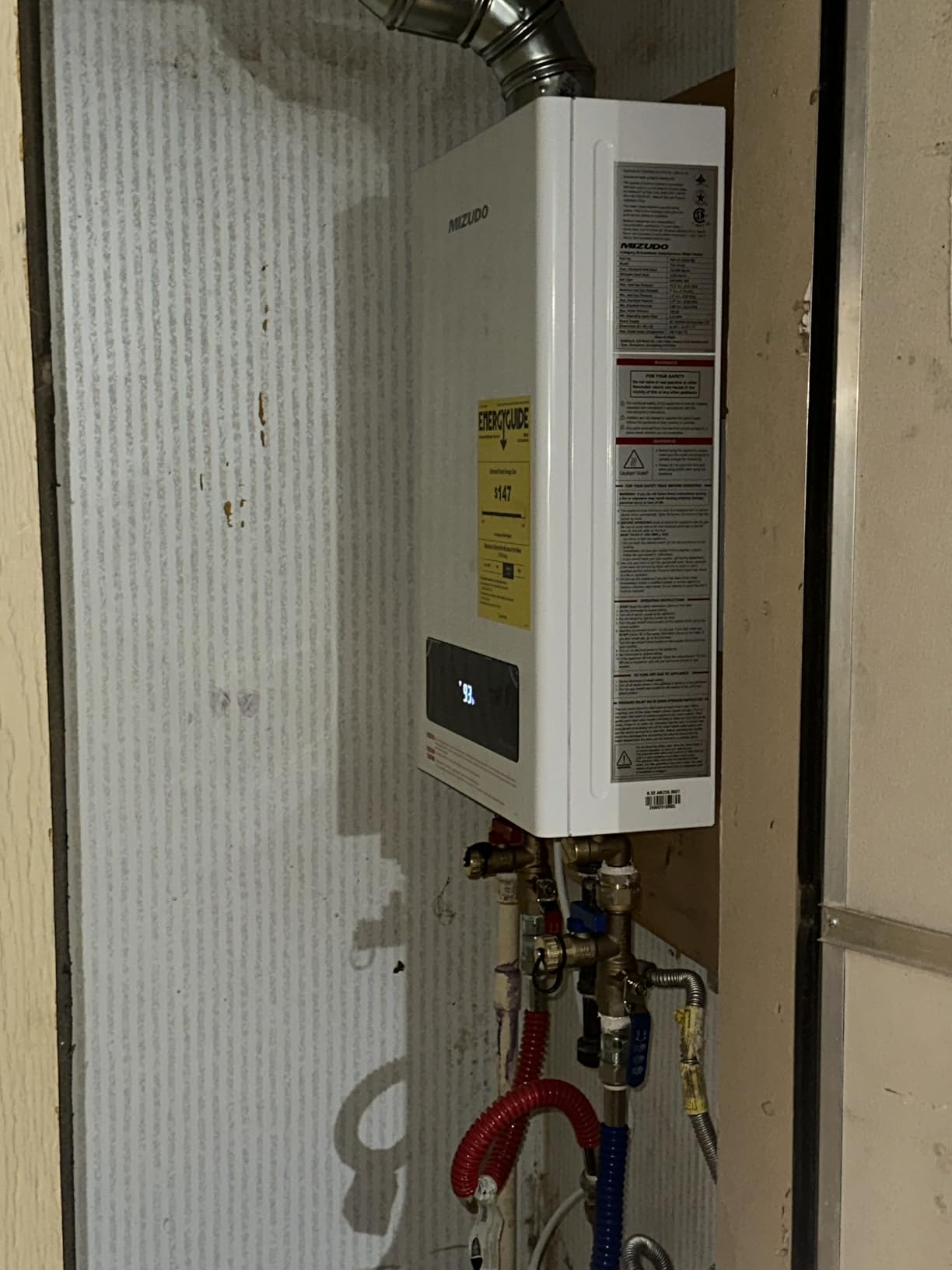 MIZUDO Natural Gas Tankless Water Heater, 199,000 BTU, Indoor customer photo 1