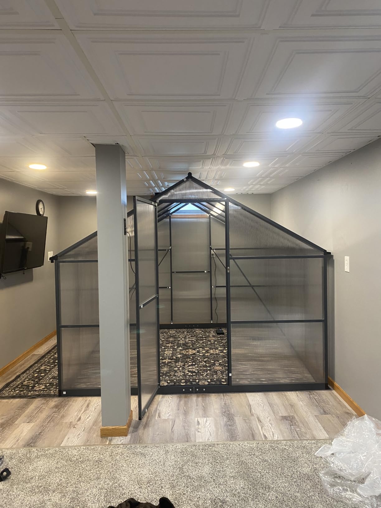 8x12 FT Outdoor Greenhouse with Roof Vent, Charcoal Black customer photo 1