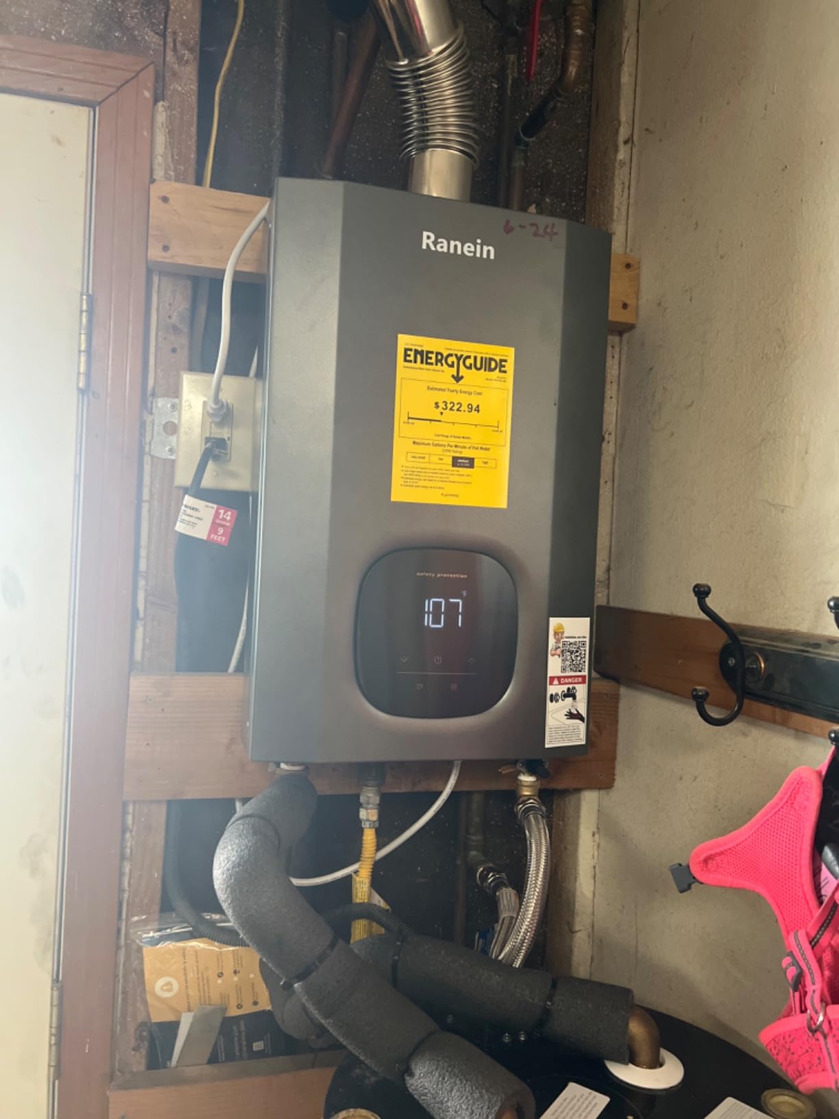 Ranein Natural Gas Tankless Water Heater, 8.5 GPM, 190,000 BTU, Indoor customer photo 1
