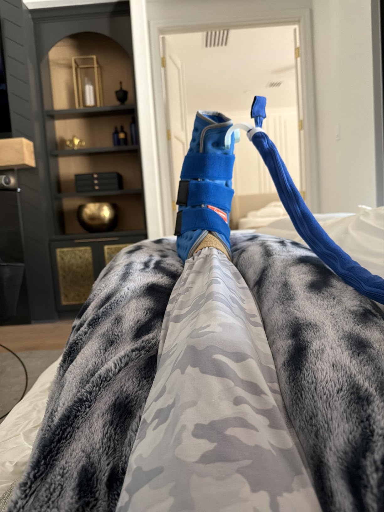 Ice Machine for Knee After Surgery with Pressure Regulator, Temperature Display Cold Therapy Machine for Knee Replacement with Silent Pump, Ice Wrap Pad Cryotherapy System for Post-Surgery Pain Relief customer photo 1