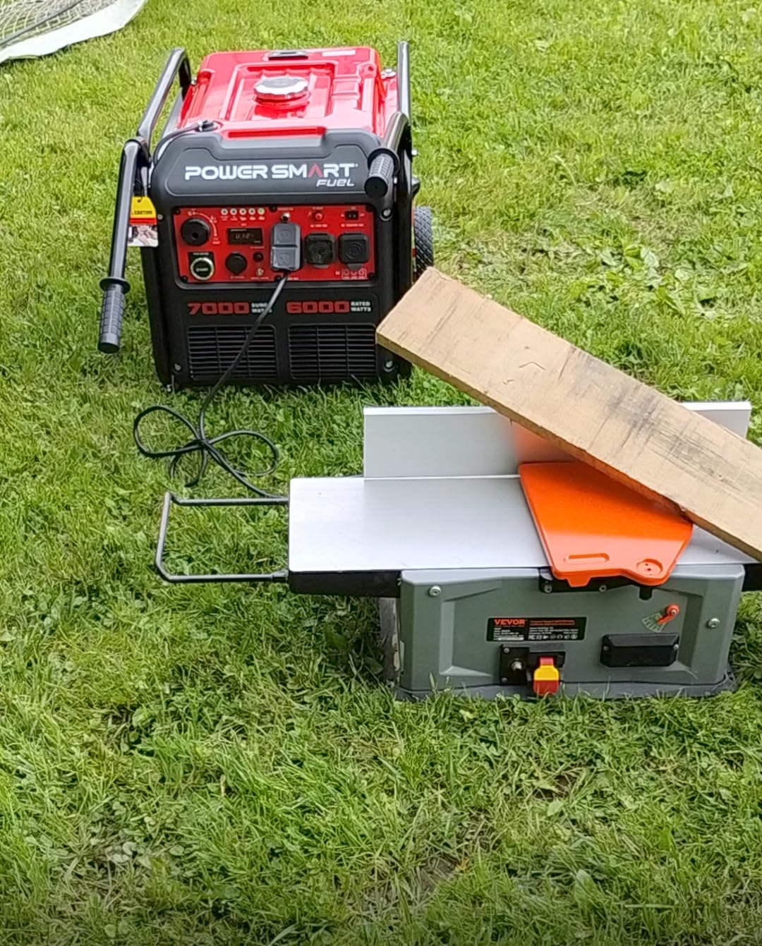 PowerSmart 4400-Watt Open Frame Inverter Generator, Gas Powered, CO-Sensor, Lightweight & Quiet for Home Use and Emergency Backup, Camping, EPA Compliant customer photo 1