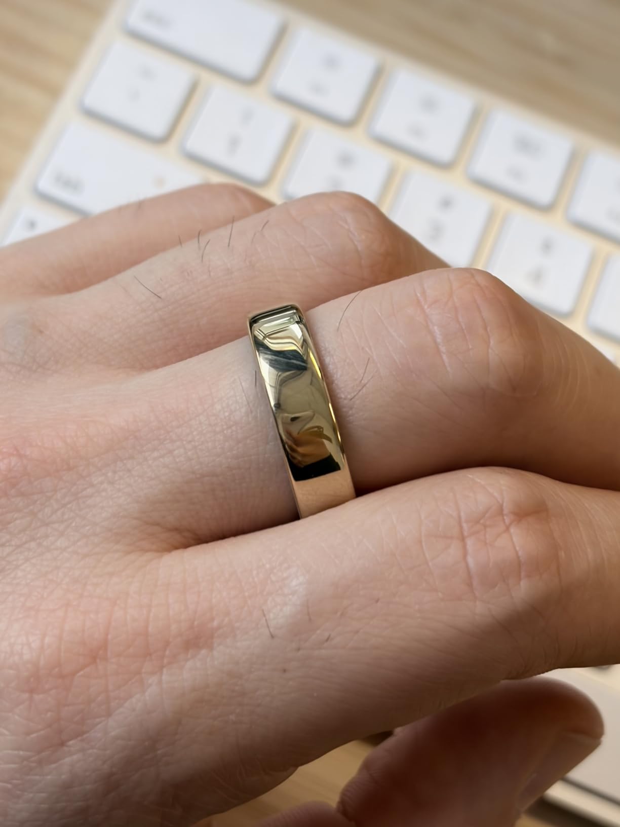 Oura Ring 5 Smart Wearable - Silver - Size 8 - Fitness & Sleep Tracker customer photo 2