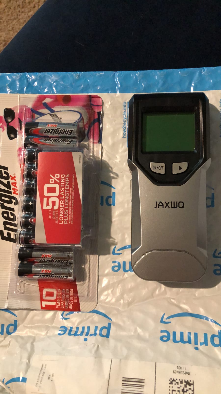 Stud Finder Wall Scanner - 5 in 1 Stud Finder Tool w/Smart Chip and HD LCD Display, Stud Detector Beam Finders for the Center and Edge of Wood AC Wire Metal Studs Joist Pipe (Onion) customer photo 1