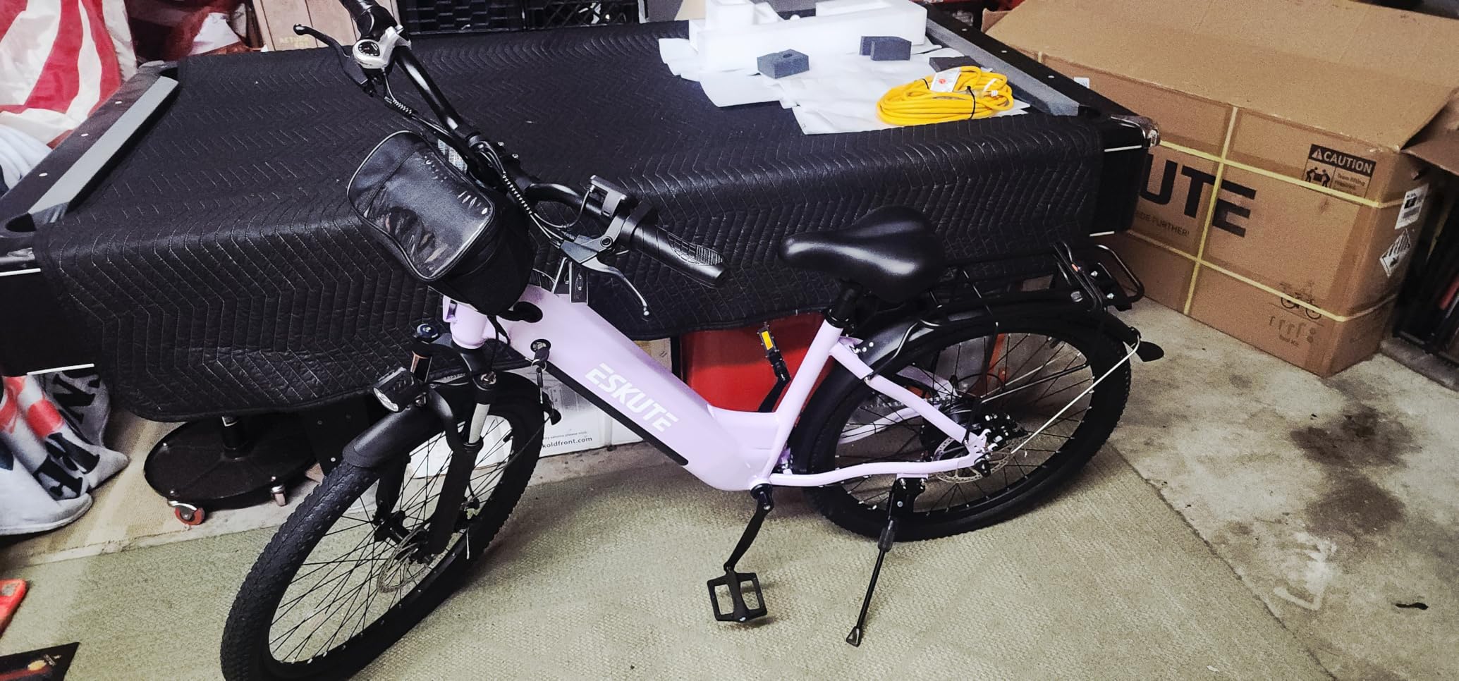 ESKUTE Electric Bike for Adults - 48V20.8Ah 86 Miles Battery Commuter, 32+MPH, Peak 1800W Brushless Motor, 26x4.0 Fat Tire Step-Thru Cityrun Ebike, 8-Speed, Full Suspensions E-Bike customer photo 2