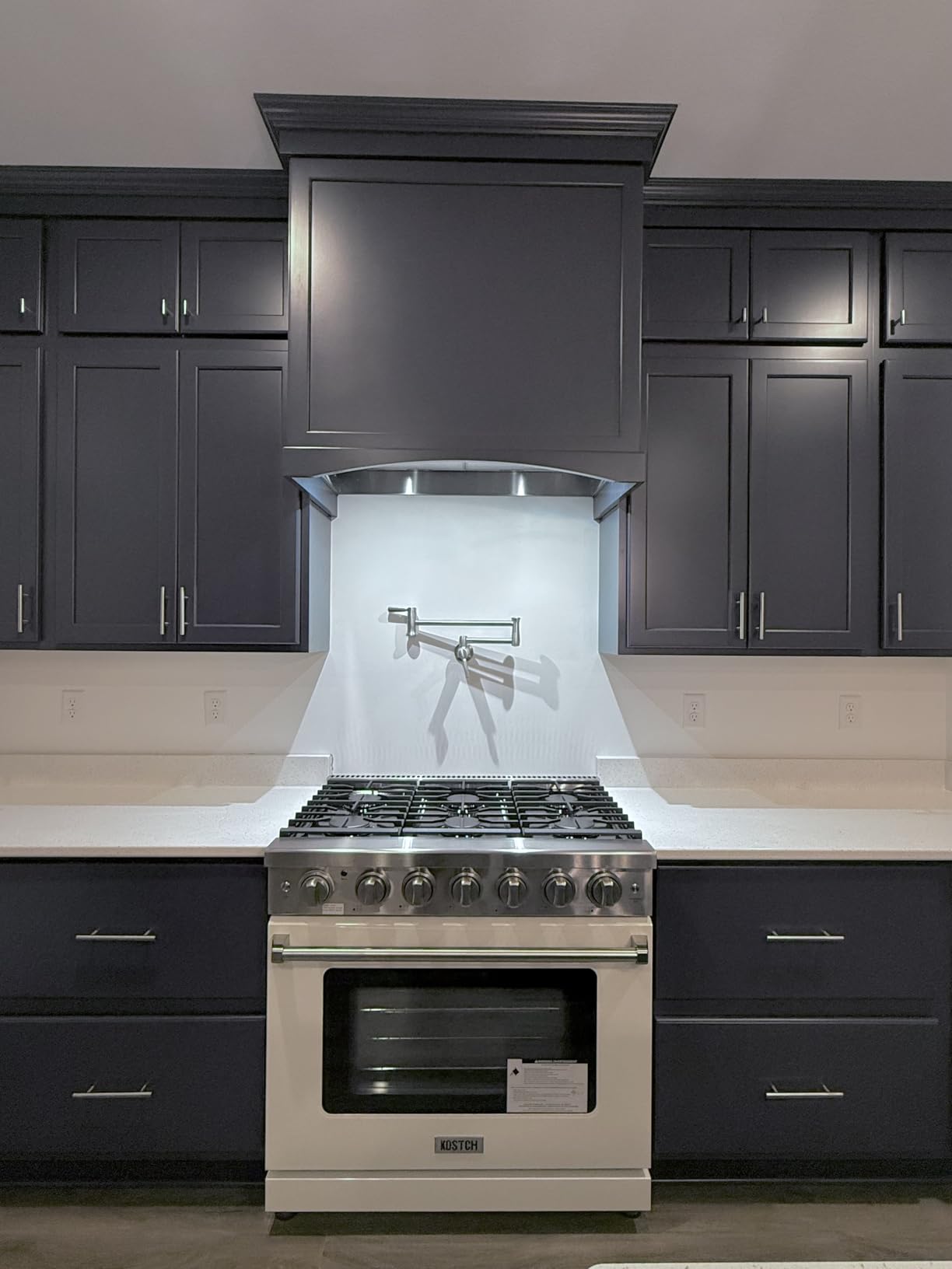 KOSTCH 36 inch Professional Freestanding Pro-Style Natural Gas Range or Liquid Propane Gas Range with 6 Burners, 6.0 cu.ft. Oven Capacity, in Stainless Steel - KOS-36RG03M (Black/Bronze) customer photo 2
