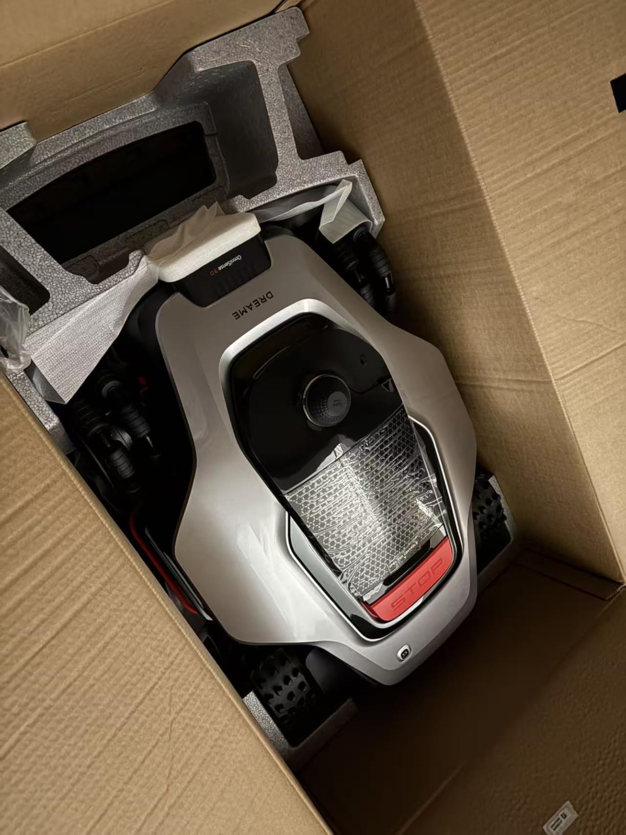 (Latest) DREAME LiDAR Robot Lawn Mower A3 AWD Pro 3500 Wire-Free 0.87 Acre customer photo 2