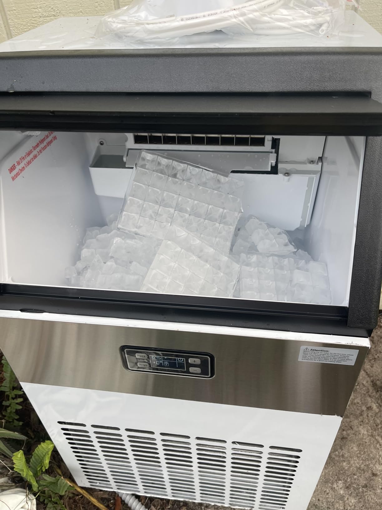Commercial Ice Maker, 84 Lb/Day, 25 Lb Storage, Under Counter customer photo 2