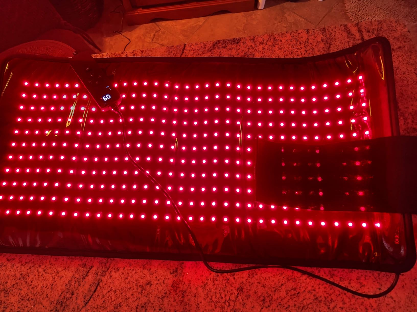 Red Light Therapy Bag for Full Body, 2820 Tri-Chip LEDs, Detachable Dual-Panels, Foldable Head & Facial Coverage, 660nm Red & 850nm Near Infrared customer photo 1