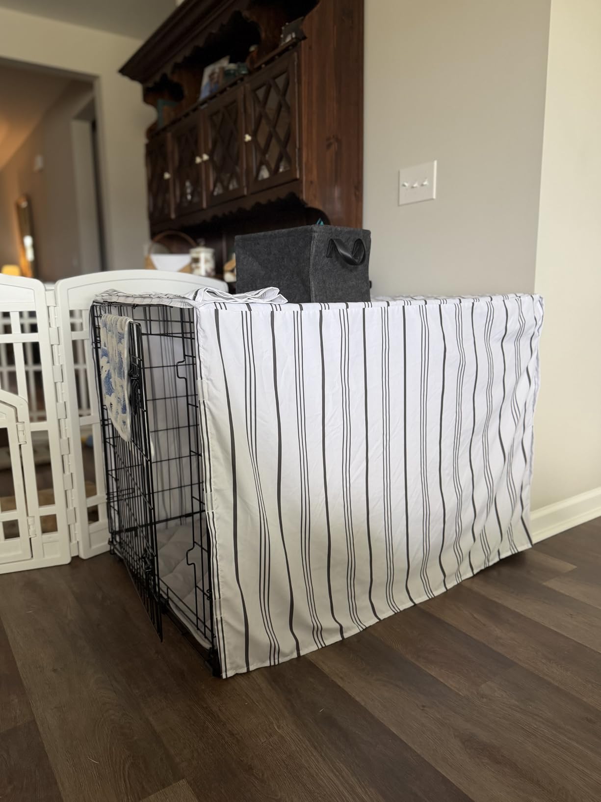 Midwest 22-Inch Double Door iCrate, for Extra-Small Breeds, Up to 15 lbs customer photo 1