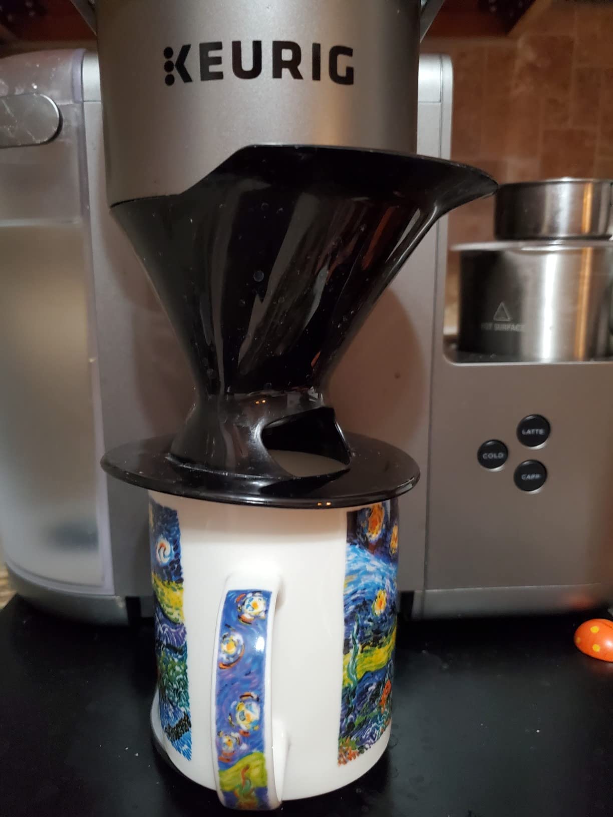 Melitta Filter Coffee Maker, Single Cup Pour-Over Brewer, Black, 1 Count (640007) customer photo 1