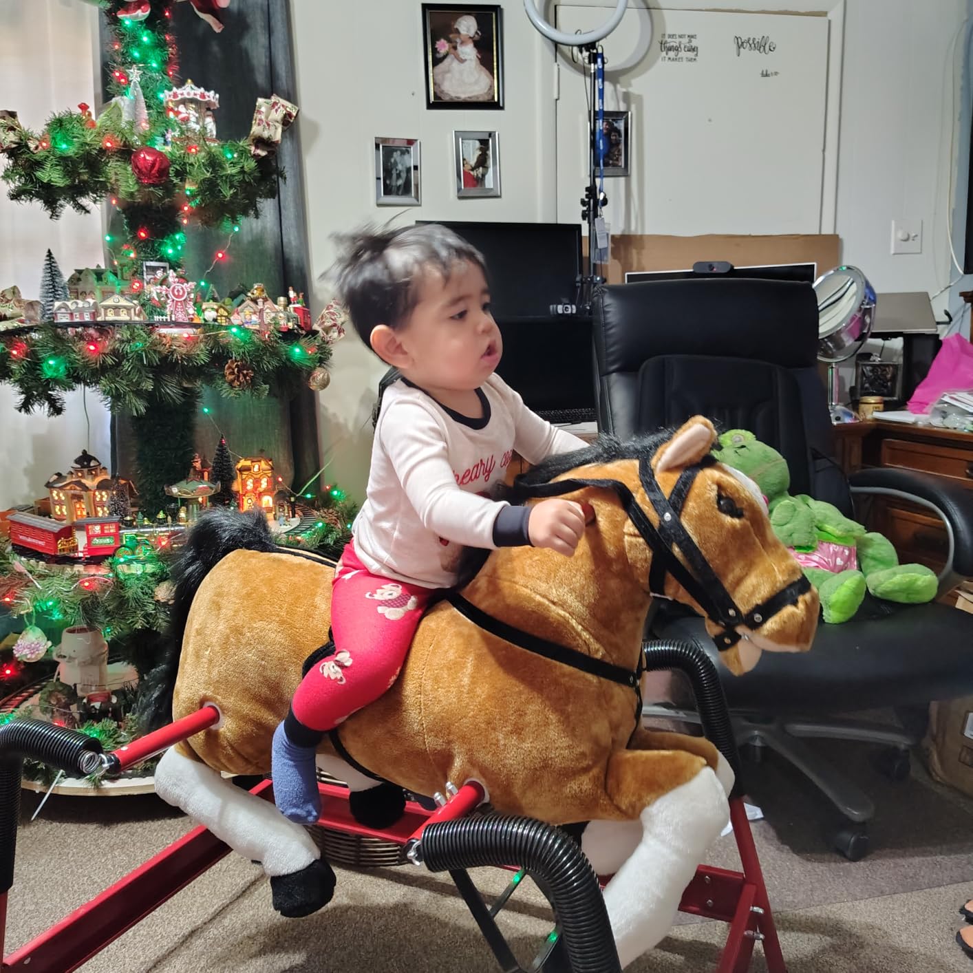 Qaba Spring Rocking Horse Durable Plush for Toddlers with Realistic Sounds customer photo 2