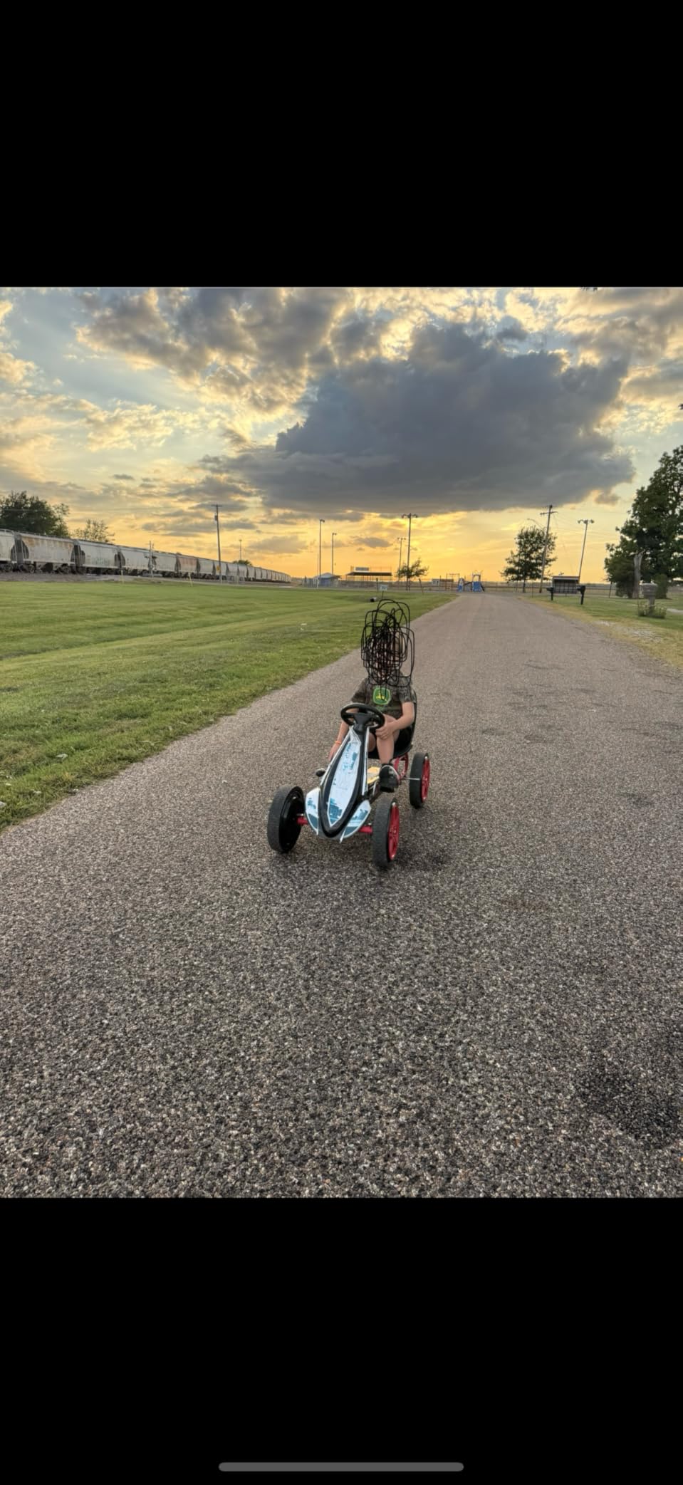 hauck Kids Pedal Go Kart, Hurricane 4 Wheel Bike Cart, Ages 4-10, Red customer photo 2