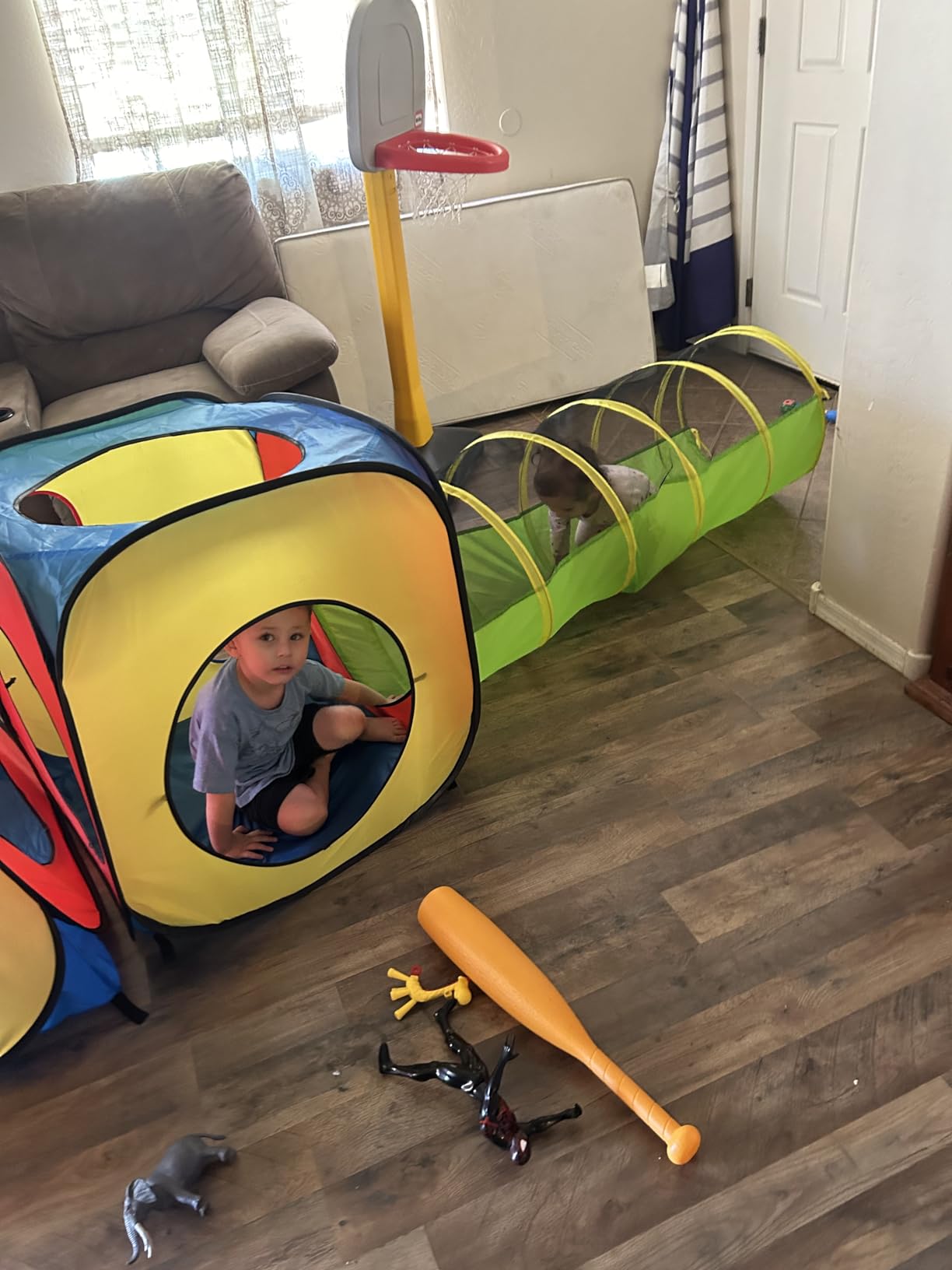 UTEX 3 in 1 Pop Up Play Tent with Tunnel, Indoor/Outdoor Playhouse customer photo 1