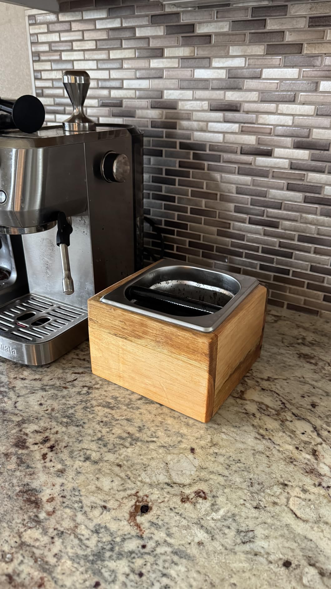 Coffee Knock Box Stainless Steel, 6.9 Inch Espresso Knock Box for Espresso Coffee Grounds, 1.5L Large Capacity Built-In Knock Box with Rubber Knock Bar for Home Barista & Coffee Bar customer photo 2