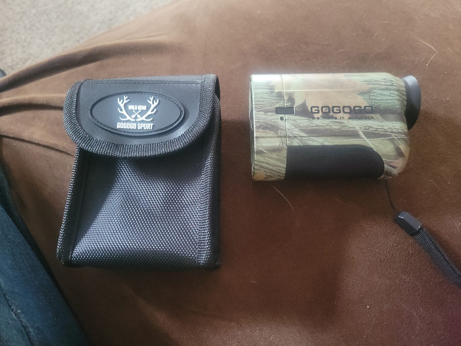 Gogogo Sport Vpro GS06 Hunting Rangefinder, Laser Range Finder 1200 Yards customer photo 1