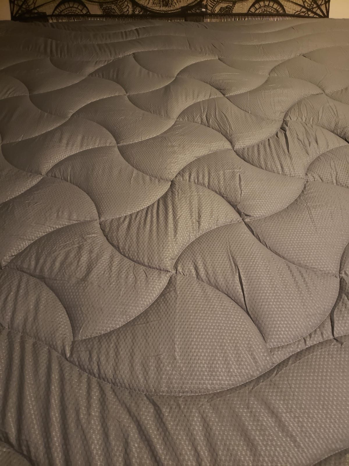 SLEEP ZONE King Mattress Topper, Cooling Mattress Cover for hot Sleepers, Premium Zoned Cool Mattress Protector Breathable and Washable, Deep Pocket (Grey, King) customer photo 1
