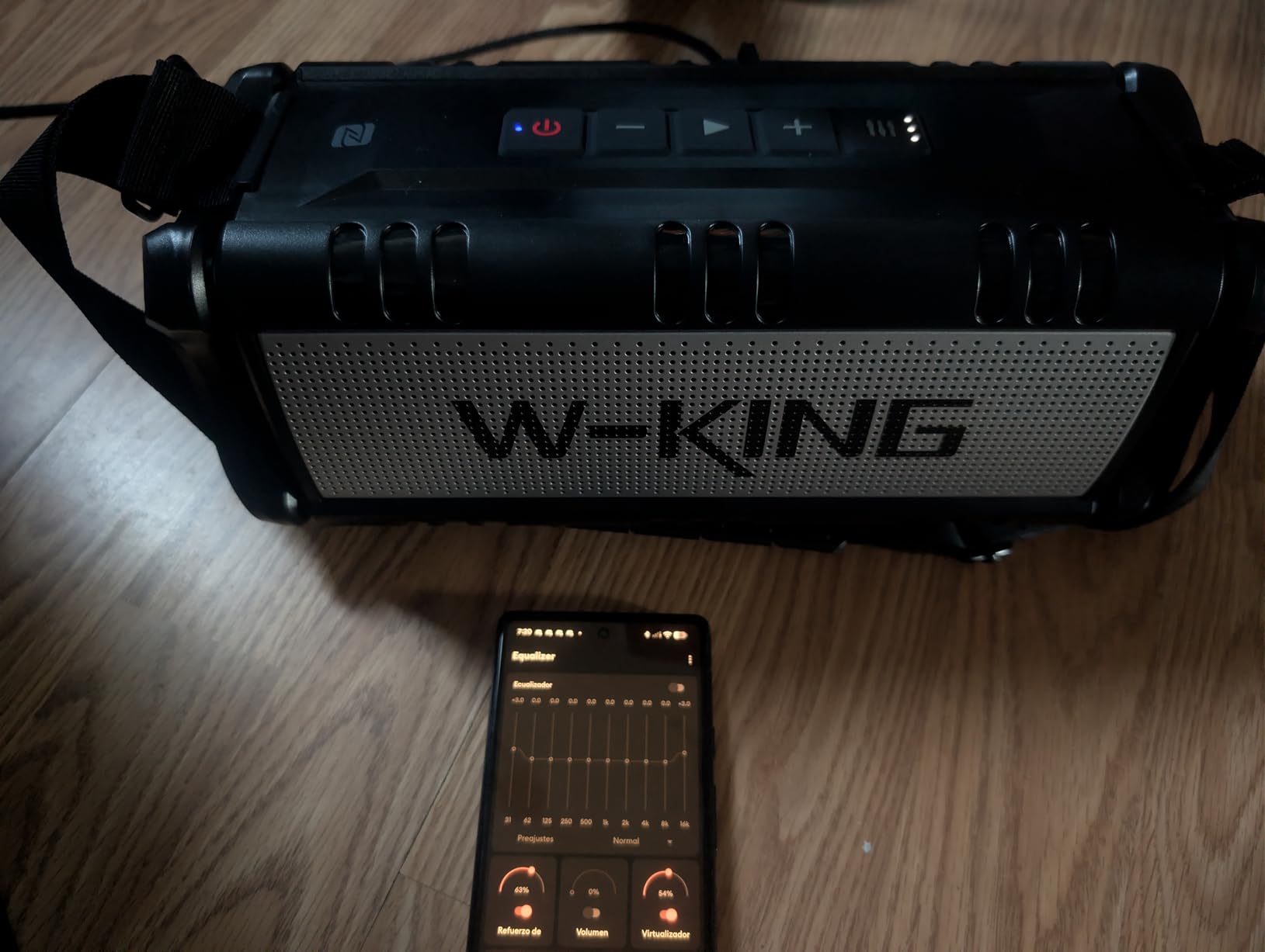 W-KING Bluetooth Speaker, 90W Max Loud IPX7 Waterproof Portable Speaker customer photo 2