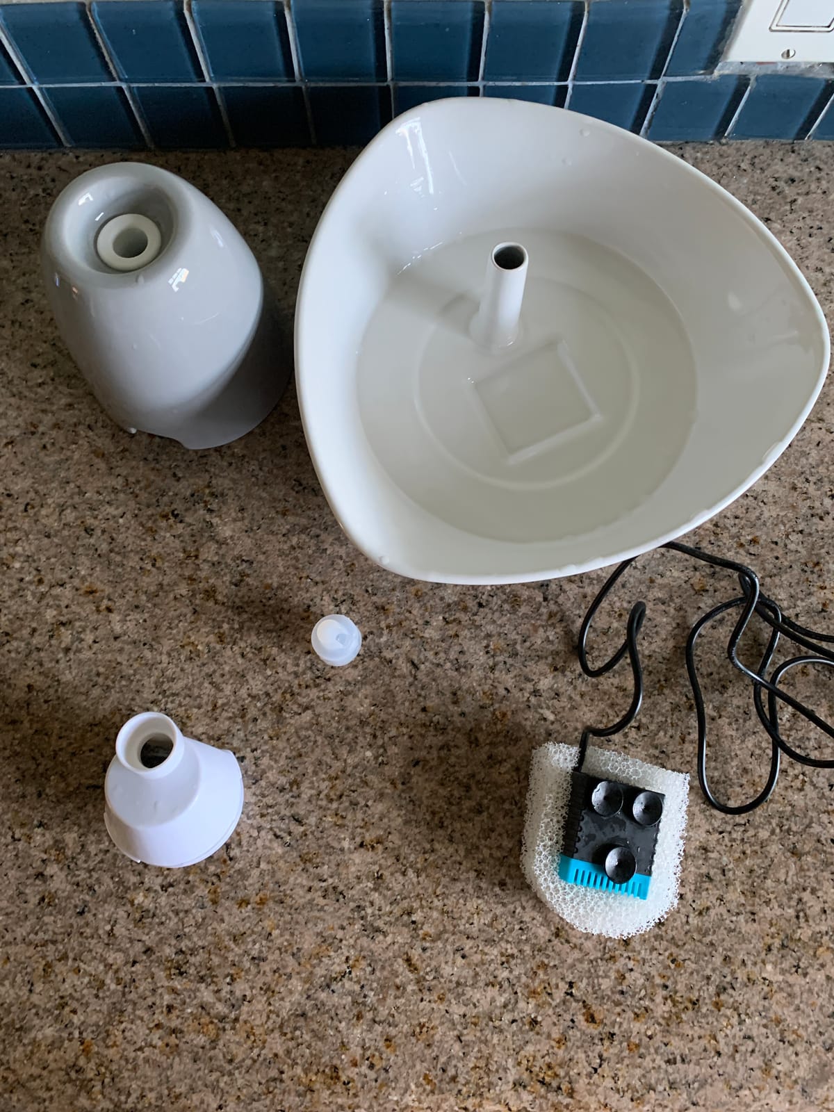 PetSafe Ceramic Pet Fountain – for Cats and Small Dogs – 60 Oz Water Capacity – Whisper-Quiet Water Flow – Great for Shy or Timid Pets – Fresh, Filtered Water customer photo 2