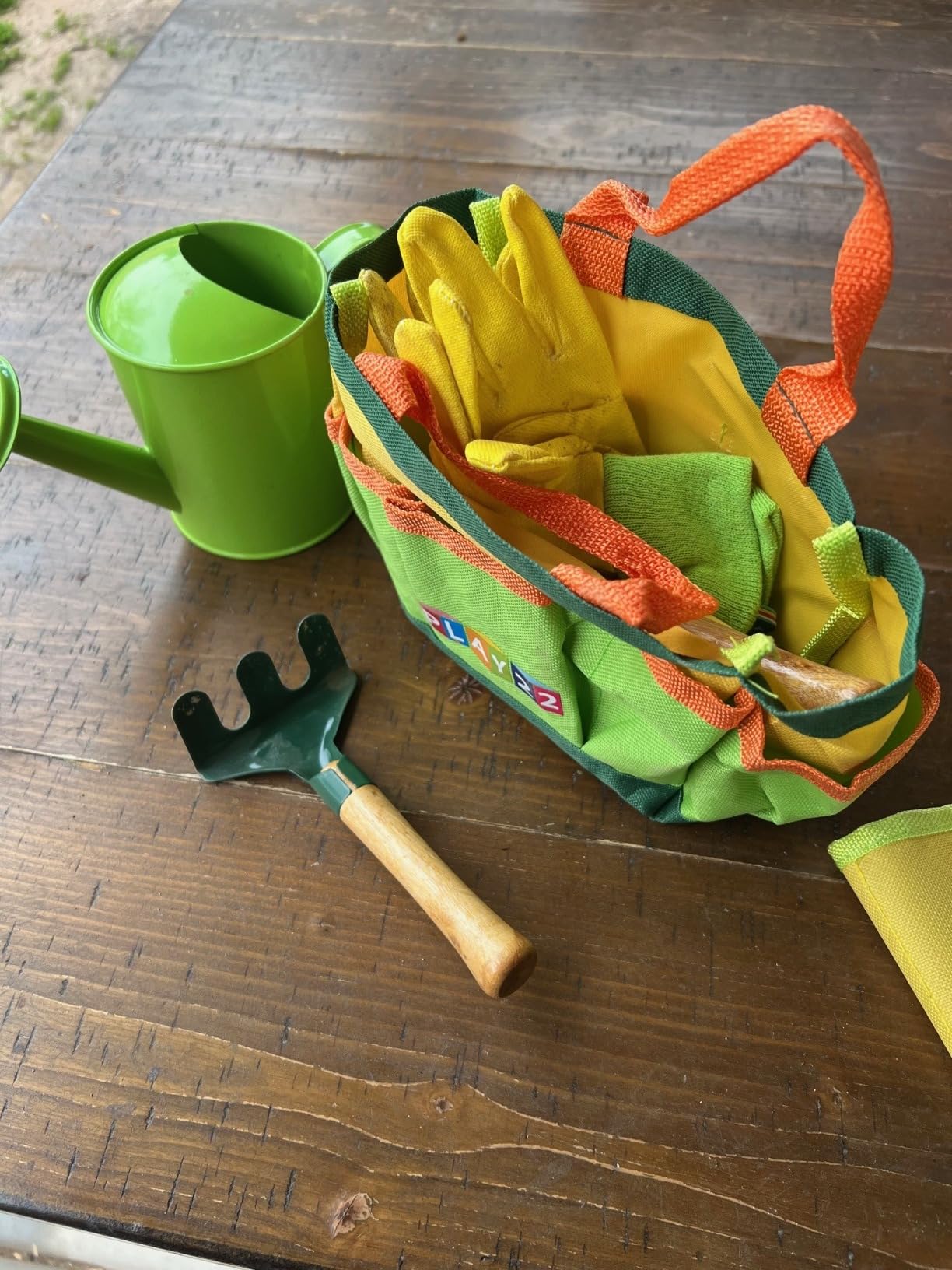 Play22 Kids Gardening Tool Set 12-Piece- Garden Tools with Apron & Tote Bag customer photo 1