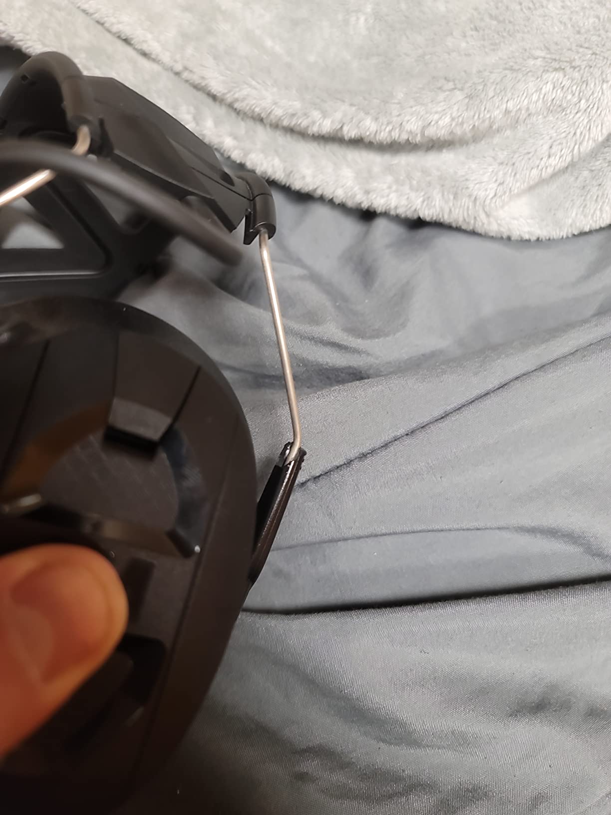 3M Pro-Protect + Gel Cushions Electronic Hearing Protector with Bluetooth Wireless Technology, NRR 26 dB customer photo 1