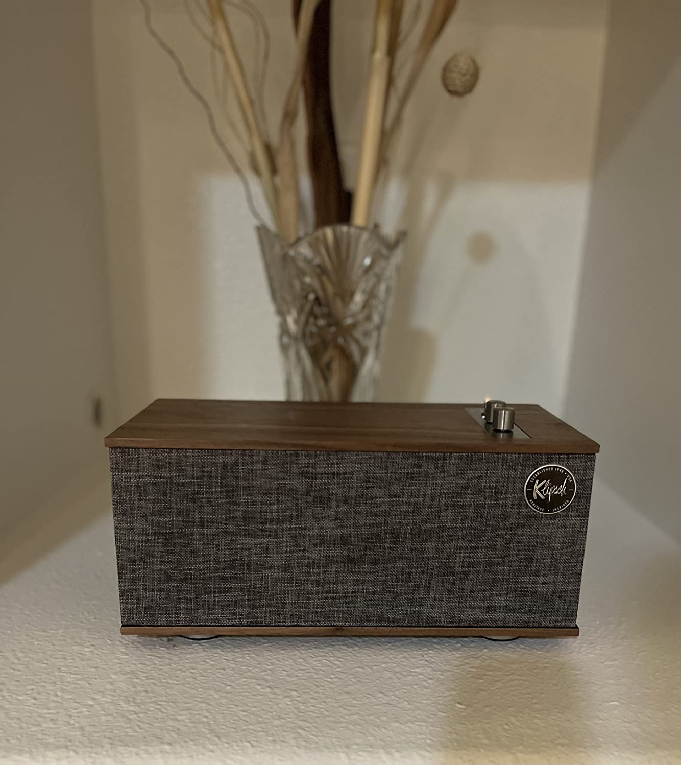 Klipsch The One II Phono Wireless Tabletop Shelf Stereo in Walnut customer photo 2