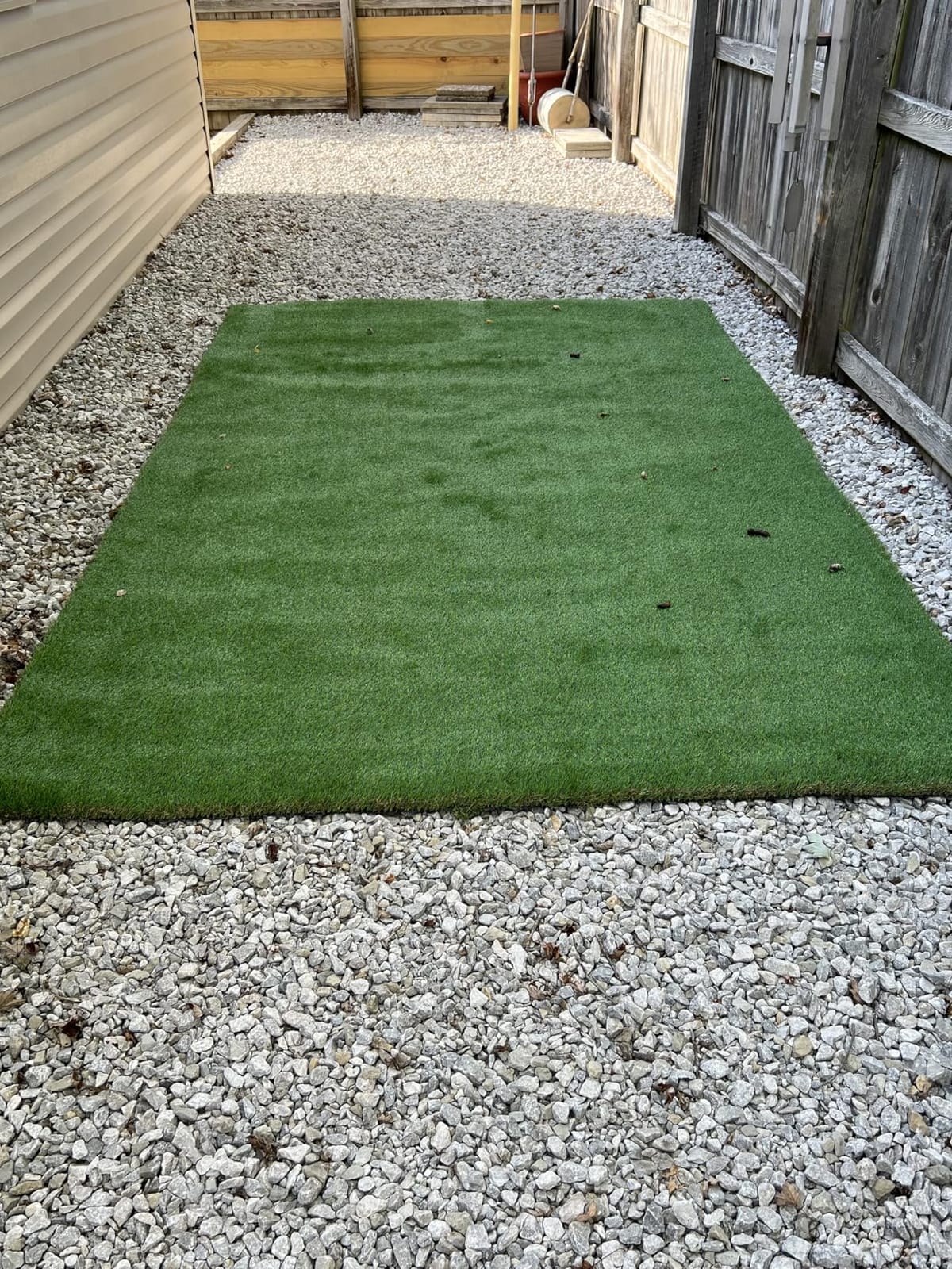 XLX TURF 7 x 7 FT Artificial Grass Carpet Area Rug, Indoor/Outdoor Realistic Fake Grass Mat for Patio, Tarrece, Playground, Backyard, Balcony, 1