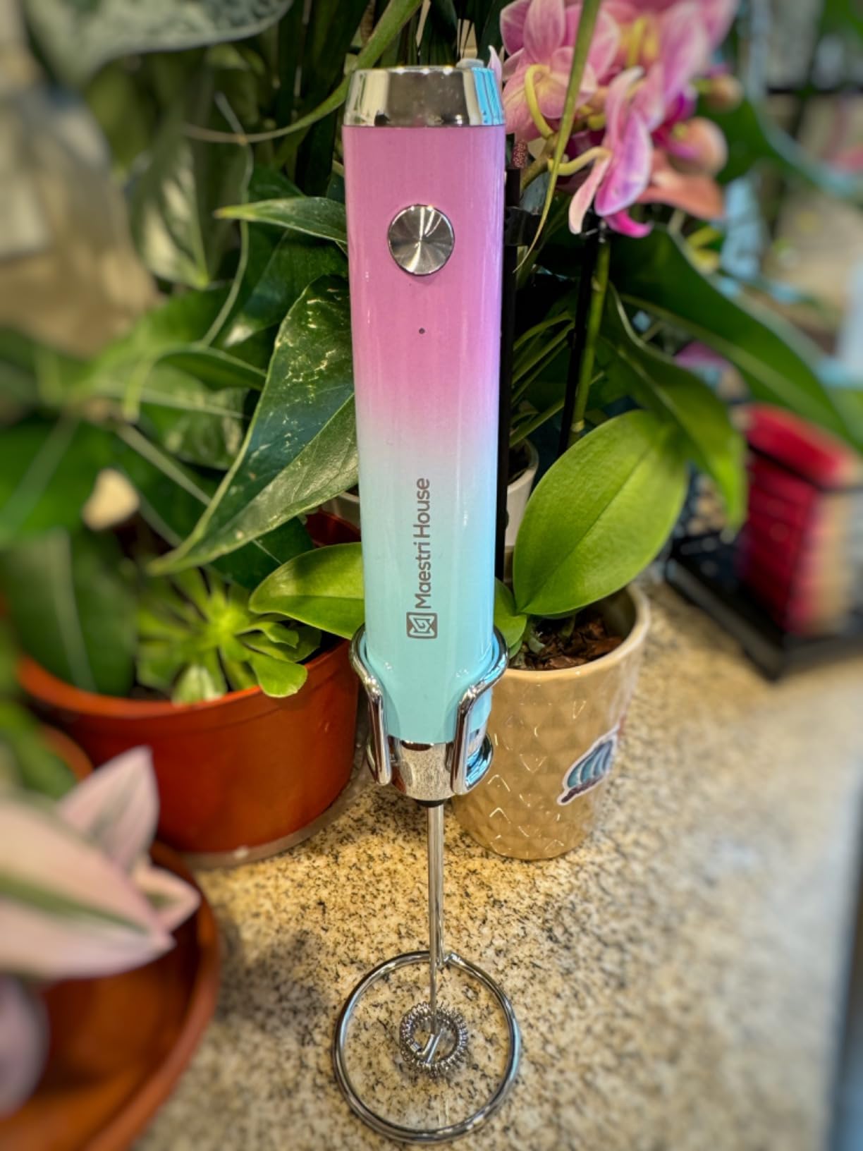 Maestri House LunaFro Rechargeable Milk Frother, Stand & 2 Detachable Whisk customer photo 2