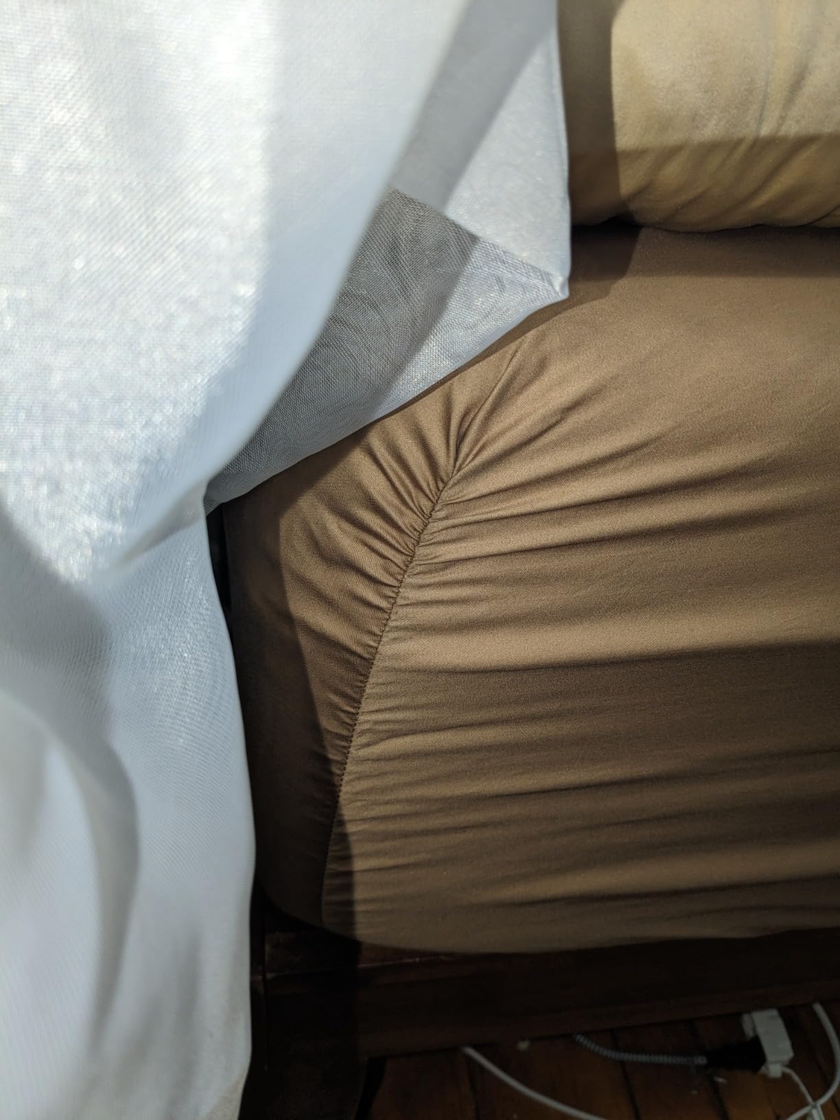 Certified 100% Tencel Eucalyptus Lyocell Queen Sheets|4 Piece Set|Sateen Weave|True Carbon Zero|Gentle to Skin|Genuity Tags Included|Natural Sheen|Body Temp Regulation (Chocolate) customer photo 2