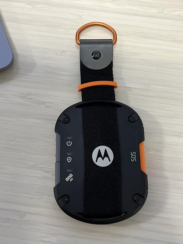Motorola Defy Satellite Link - Rugged Handheld GPS Communicator, Two-Way Global SMS Text Messenger, Emergency SOS Alerting - Android iOS Compatible, Black customer photo 1