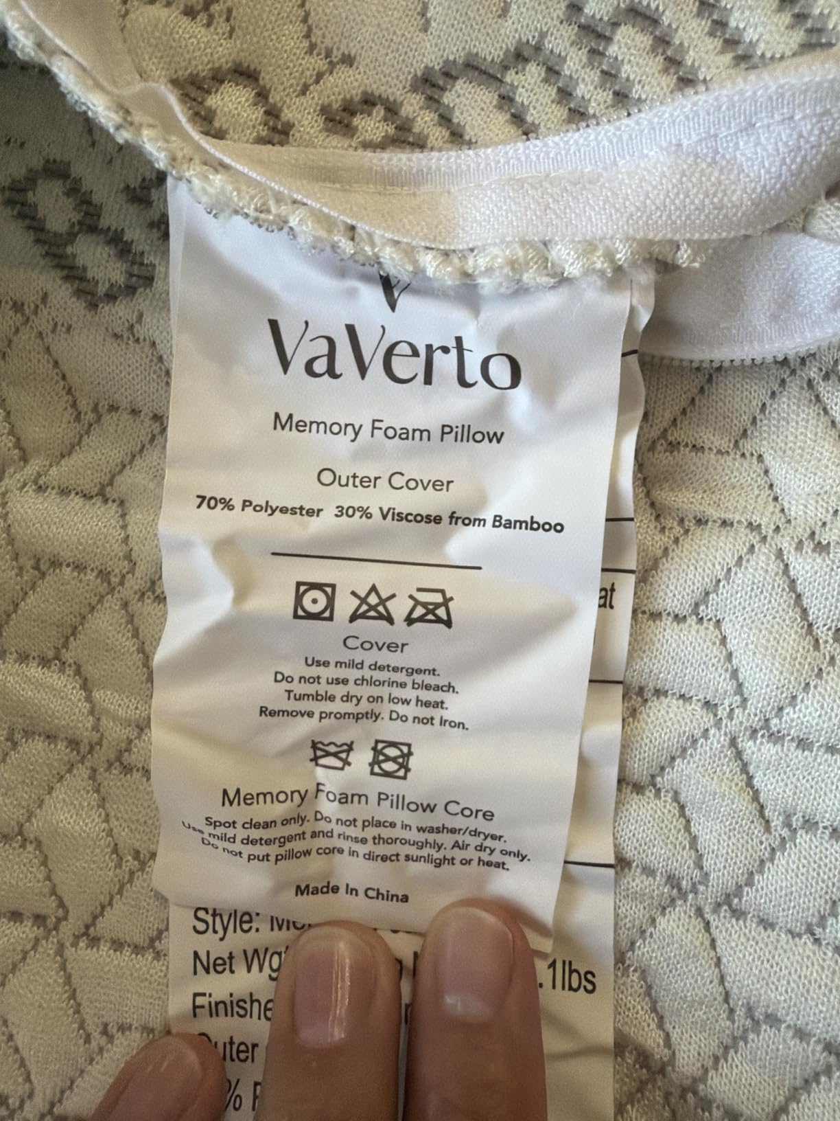 Vaverto Memory Foam Pillows - Cooling Firm Pillow - Standard Size 1-Pack customer photo 1