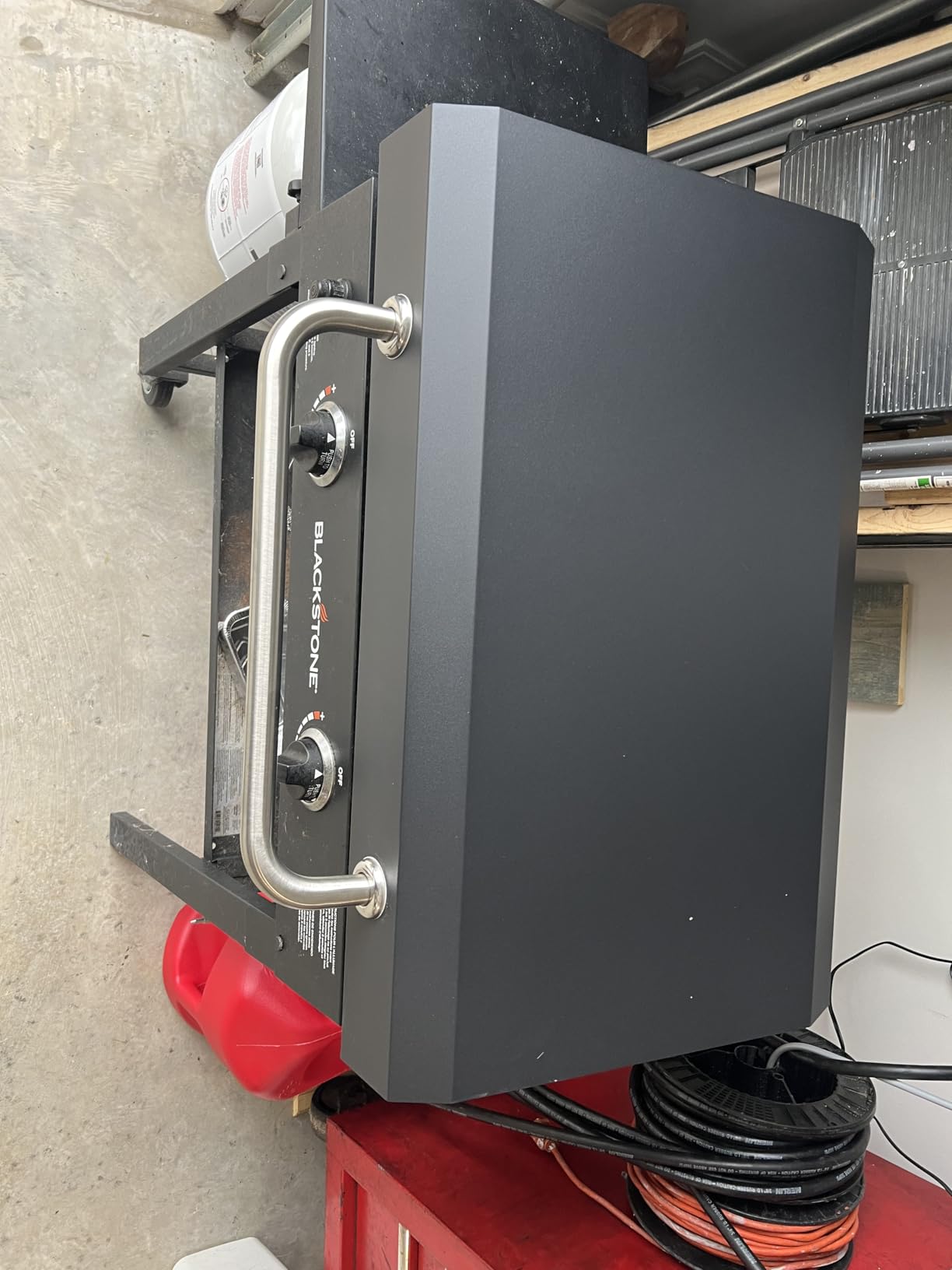 36 Inch Blackstone Griddle Grill Cover with Hinged Hood, 2026 Upgraded Outdoor Hard Grill Cover Compatible with Blackstone Models 1554 1836 1825 1866 2149 1984 2151 1863 2122 customer photo 1