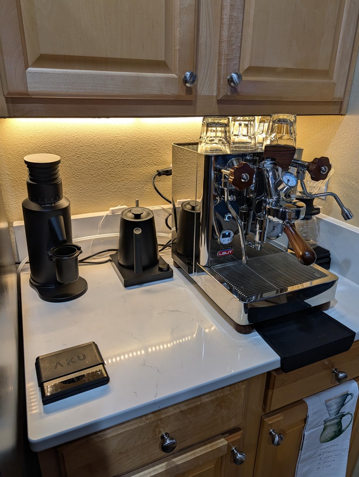 beanglass T64 Single Dose Coffee Grinder, 64mm Flat Burrs Electric Espresso Grinder (Black) customer photo 1
