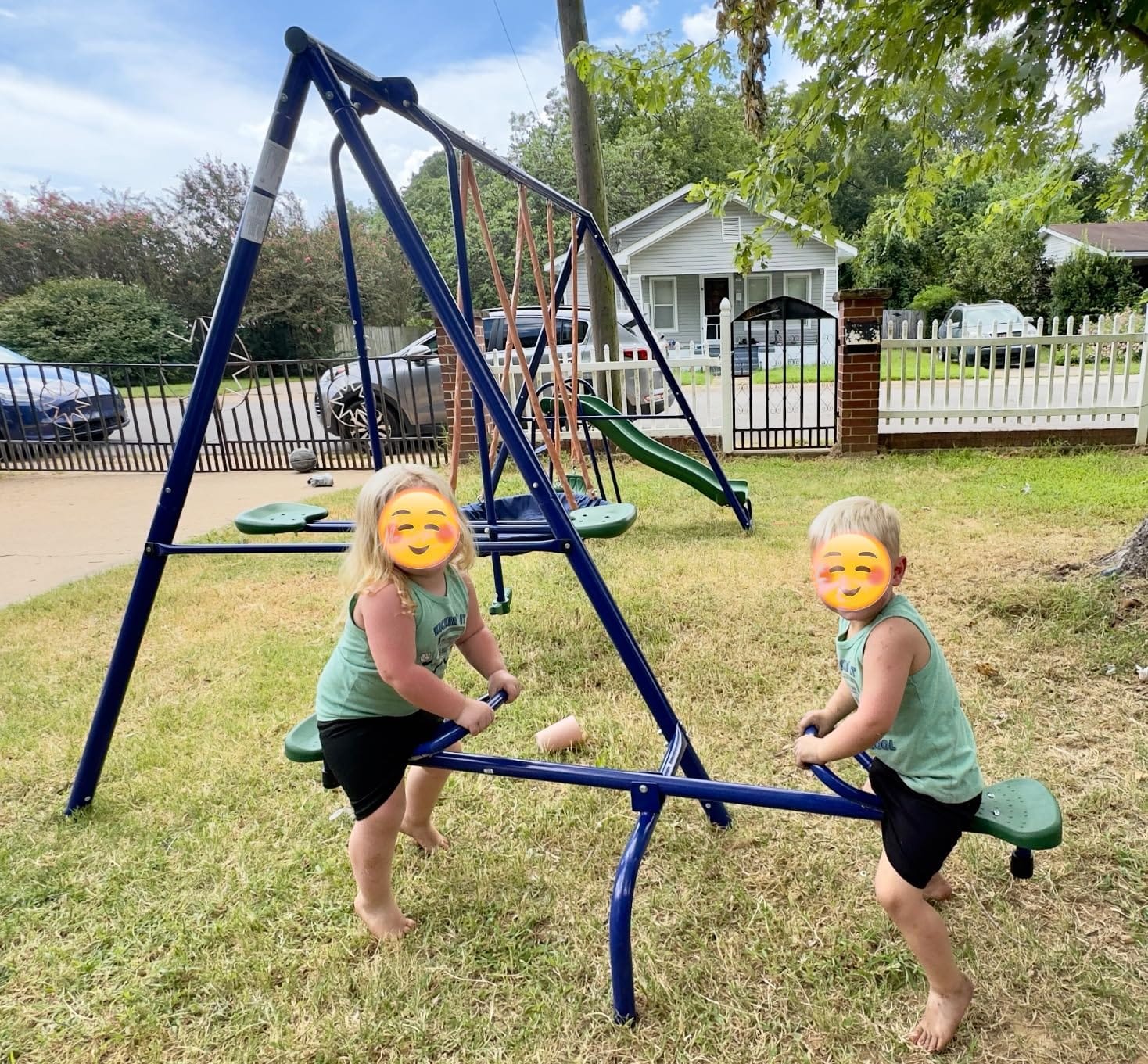 Outsunny 693 lbs Metal Swing Set for Kids 5 in 1 Outdoor Playset, Gray customer photo 1