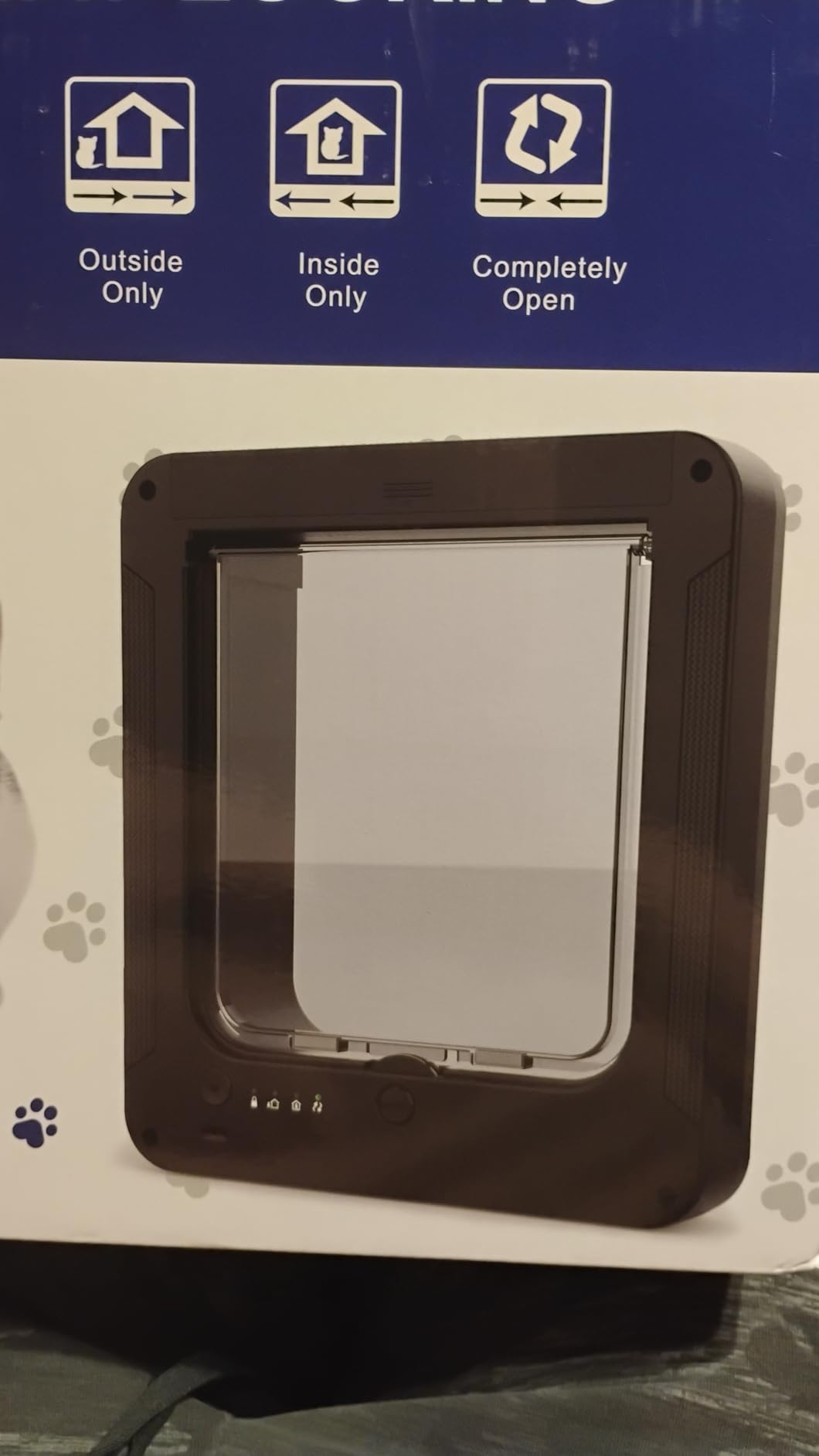Smart Cat Door with 4 Collar Sensor Key, RFID Cat Door Collar Activated with Remote Control, 4 Way Locking Cat Flap Automatic Pet Door Interior & Exterior(White) customer photo 2