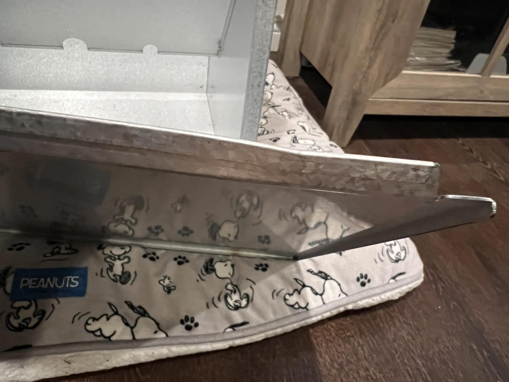 GADFISH 60 lbs Large Automatic Dog Feeder, Outdoor Heavy Duty Pet Feeder for Large Breed Dogs, with Viewing Window and Lockable Door customer photo 1