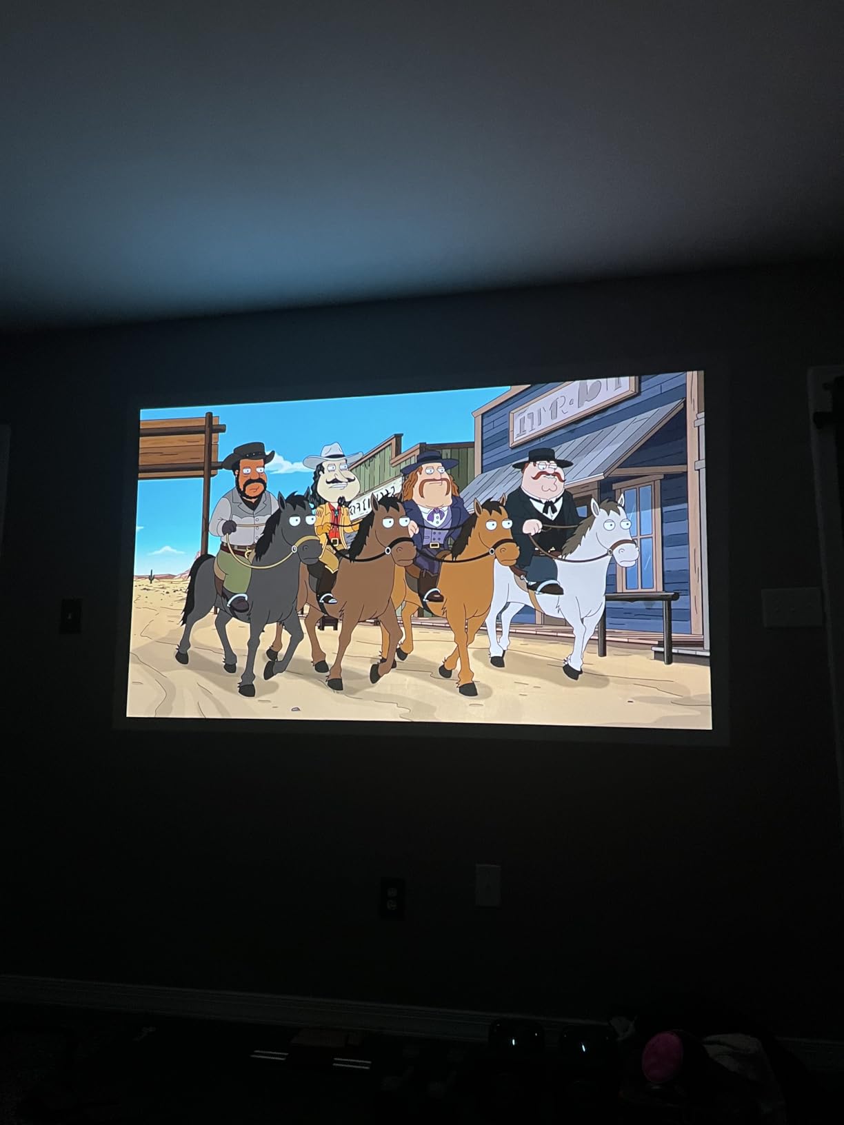 XGIMI Elfin Flip Laser 1080P Portable Projector, Bedroom & Backyard customer photo 1